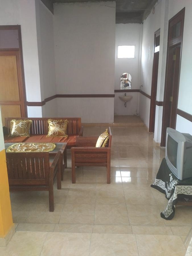 Rumah Mawar Syariah *